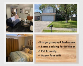 Charming Home Near IAH, Minutes from Malls